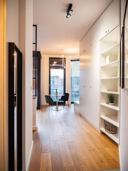 Apartament Chic In Historic Koneser Area *