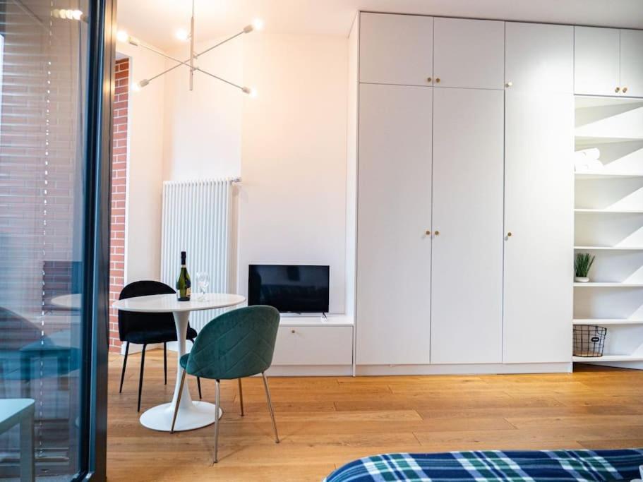 Chic In Historic Koneser Area Apartament *