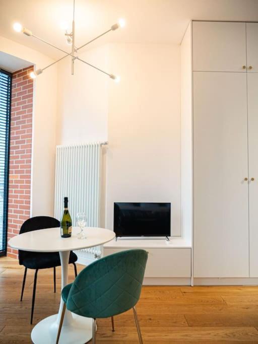 Apartament Chic In Historic Koneser Area *