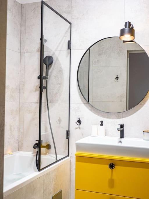 Chic In Historic Koneser Area Apartament *